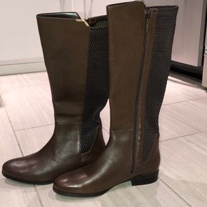 Never worn!! Cole Haan rockland boot chestnut s 10